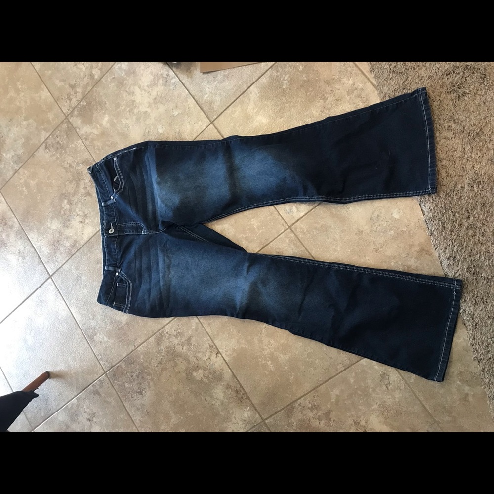 Vanity Curvy Jeans